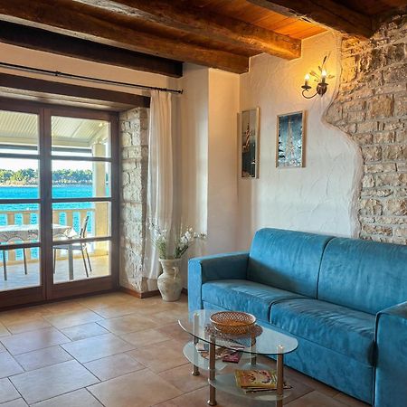 Novigrad Istria City Center Coastal Escape - Apartments With Sea View Or Cozy Room מראה חיצוני תמונה