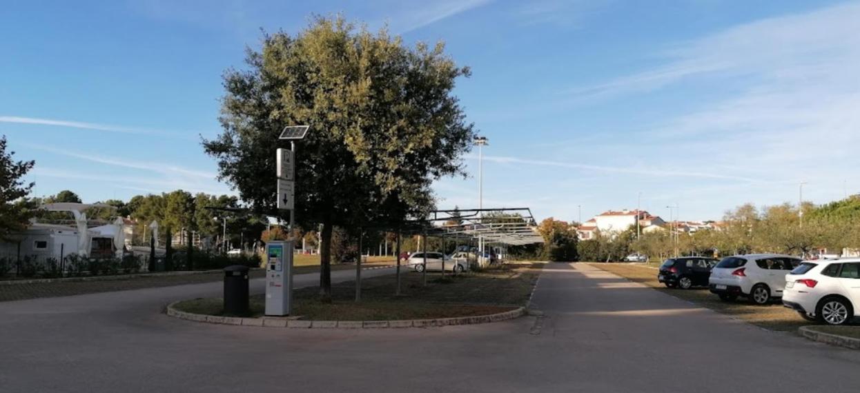 Novigrad Istria City Center Coastal Escape - Apartments With Sea View Or Cozy Room מראה חיצוני תמונה