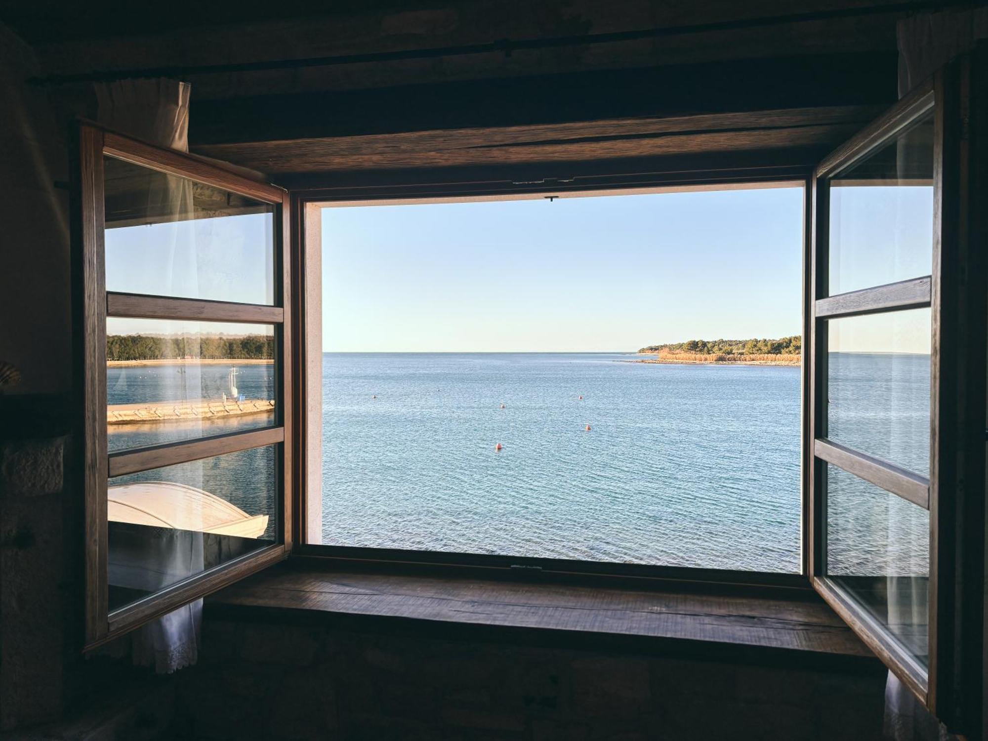 Novigrad Istria City Center Coastal Escape - Apartments With Sea View Or Cozy Room מראה חיצוני תמונה