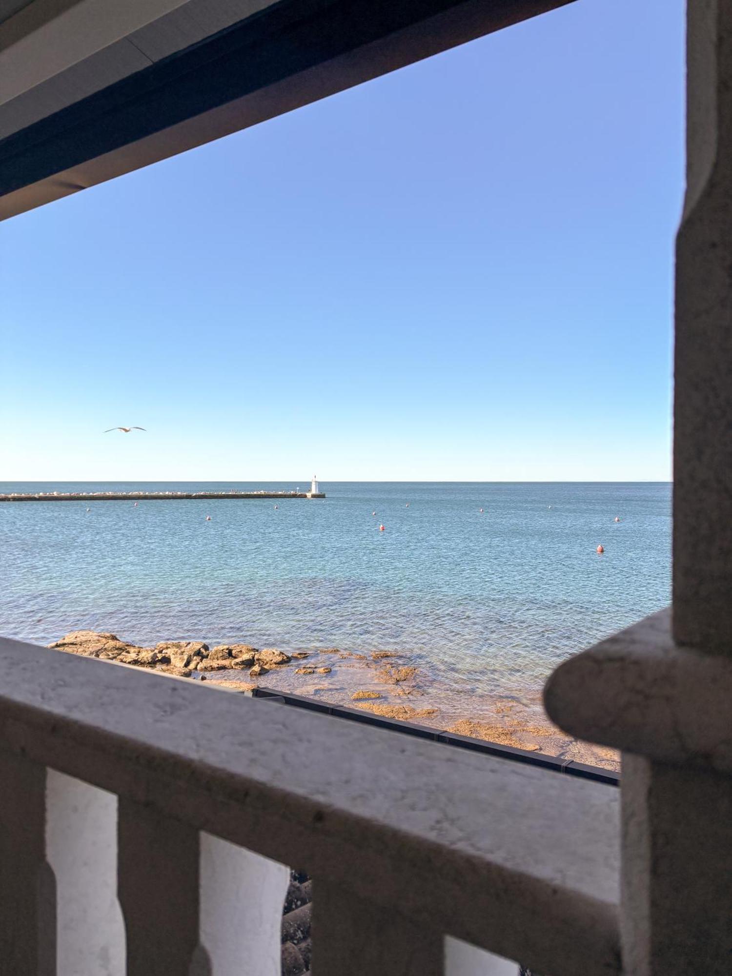 Novigrad Istria City Center Coastal Escape - Apartments With Sea View Or Cozy Room מראה חיצוני תמונה