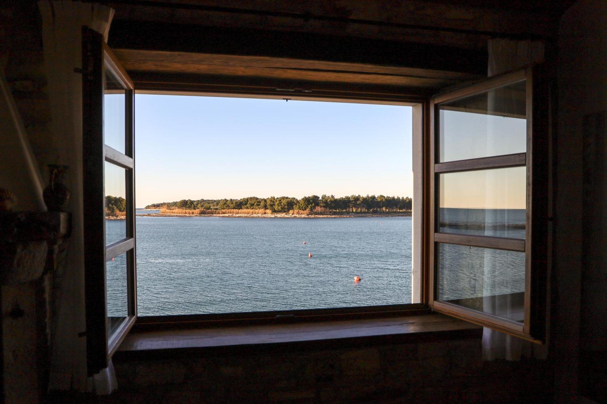 Novigrad Istria City Center Coastal Escape - Apartments With Sea View Or Cozy Room מראה חיצוני תמונה