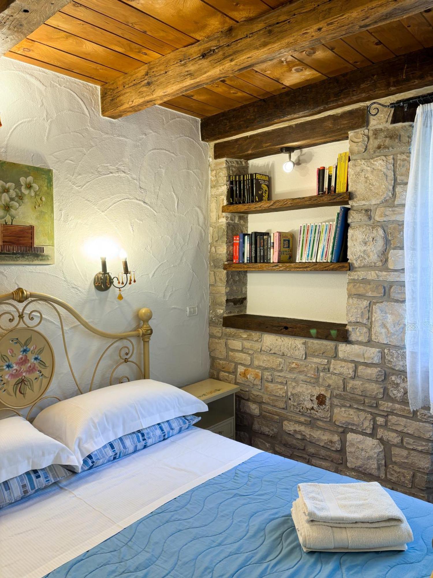 Novigrad Istria City Center Coastal Escape - Apartments With Sea View Or Cozy Room מראה חיצוני תמונה