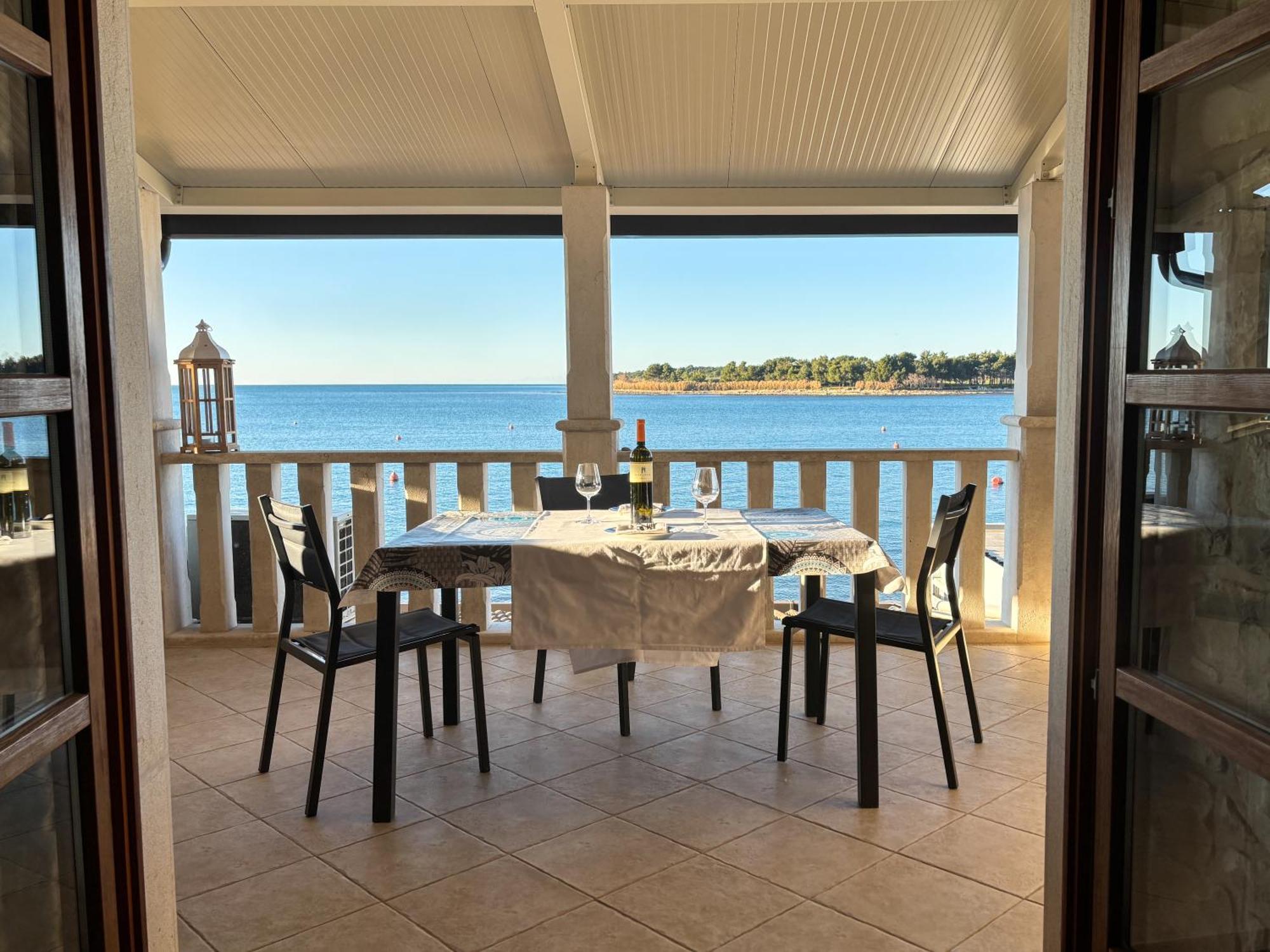 Novigrad Istria City Center Coastal Escape - Apartments With Sea View Or Cozy Room מראה חיצוני תמונה