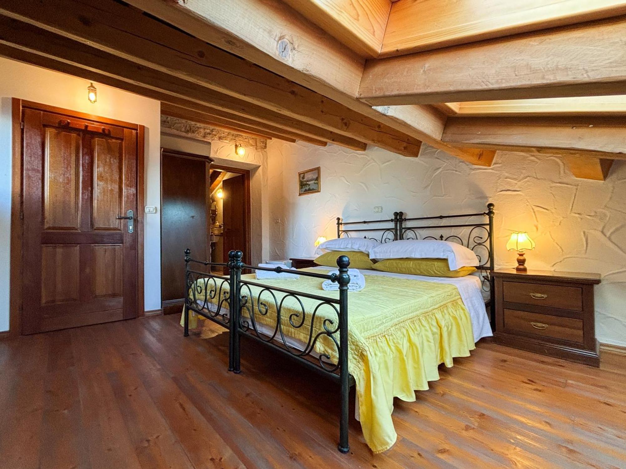 Novigrad Istria City Center Coastal Escape - Apartments With Sea View Or Cozy Room מראה חיצוני תמונה