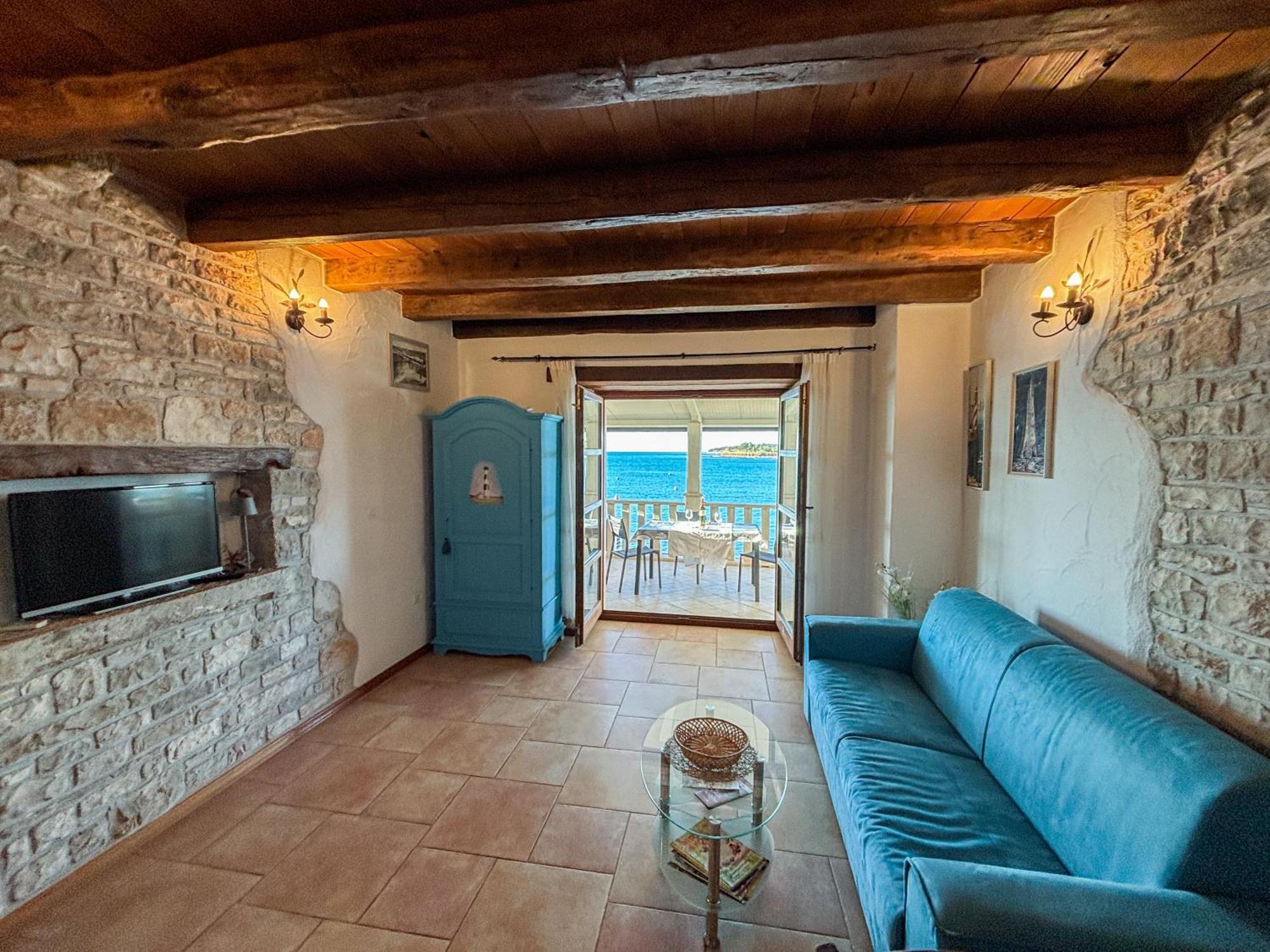 Novigrad Istria City Center Coastal Escape - Apartments With Sea View Or Cozy Room מראה חיצוני תמונה