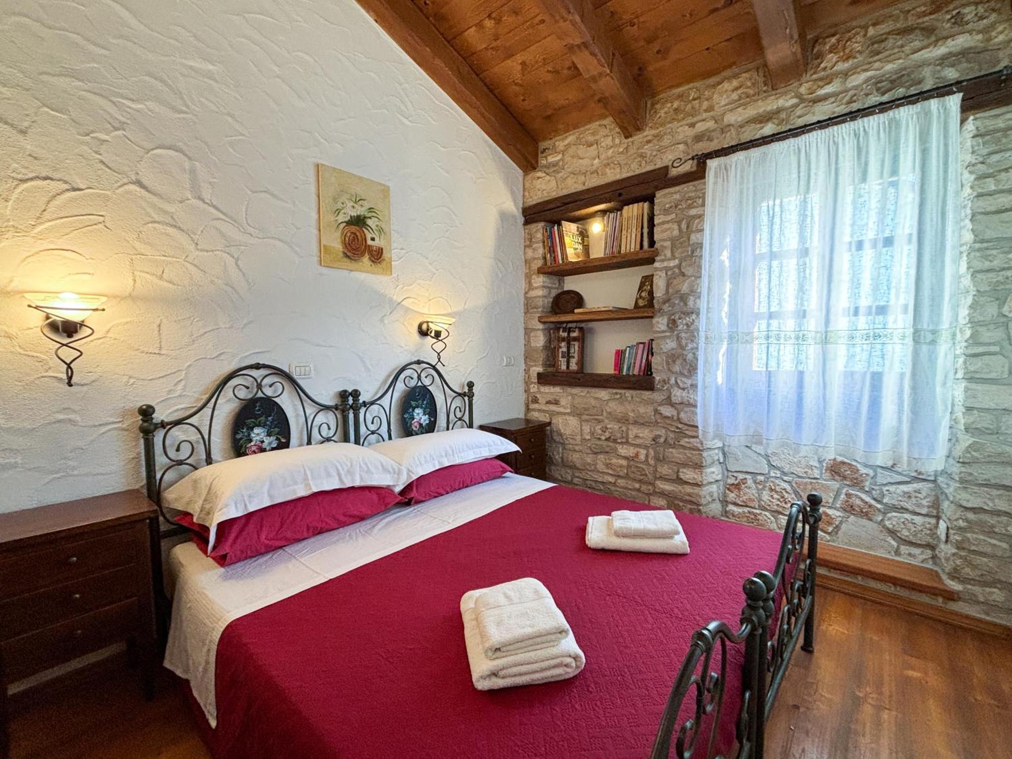 Novigrad Istria City Center Coastal Escape - Apartments With Sea View Or Cozy Room מראה חיצוני תמונה